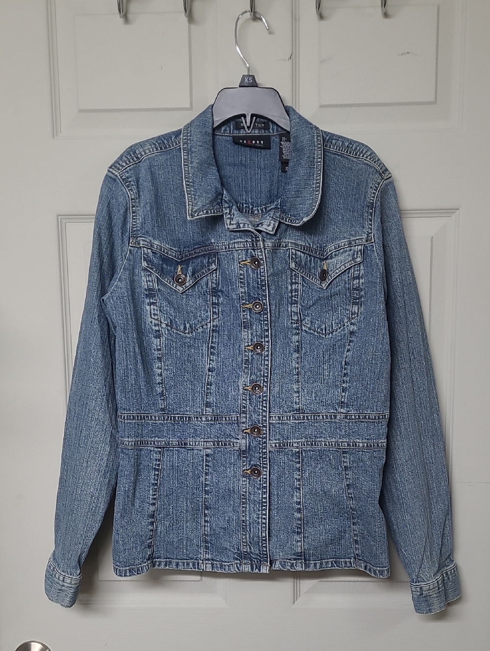 Axcess Vintage Women's Tailored Jacket Buttons Large Like New